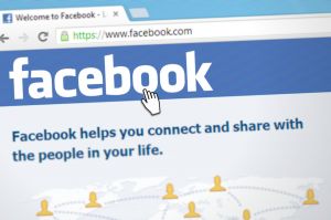 Retteghet a Facebook, kemény szigorítás jöhet